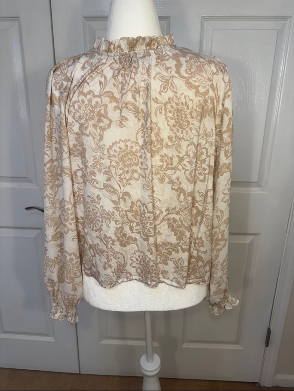 Loft Floral Blouse - Picture 4 of 4